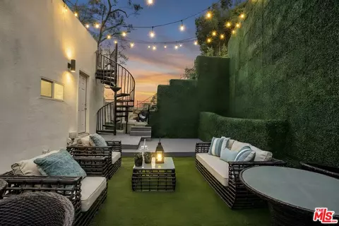 Exterior - 4112 Vanetta Pl, Studio City, CA 91604 photo 1 of 7