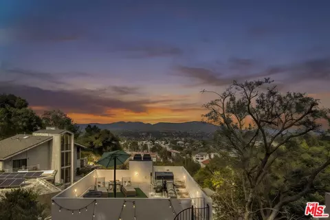 4112 Vanetta Pl, Studio City, CA 91604