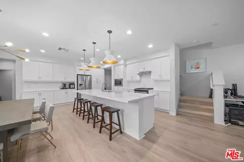 Entry Way - 162 Novel, Irvine, CA 92618 photo 2 of 4