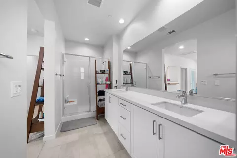 Bath - 162 Novel, Irvine, CA 92618 photo 1 of 1