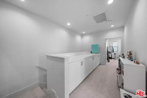 Entry Way - 162 Novel, Irvine, CA 92618 photo 4 of 4