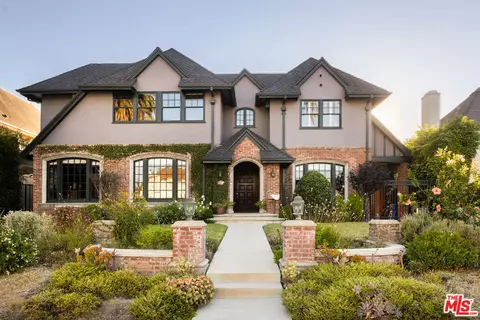 309 S Plymouth Blvd, Los Angeles, CA 90020