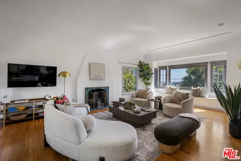 2614 Rutherford Dr, Los Angeles, CA 90068