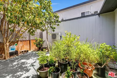Exterior - 1610 E Carson St, Long Beach, CA 90807 photo 7 of 12