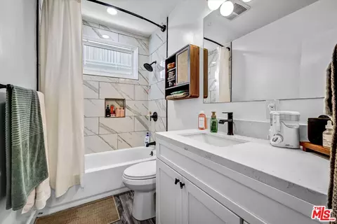 Bath - 1610 E Carson St, Long Beach, CA 90807 photo 1 of 4