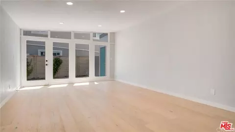 Living - 1610 E Carson St, Long Beach, CA 90807 photo 3 of 5