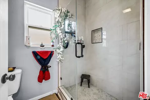 Bath - 1610 E Carson St, Long Beach, CA 90807 photo 4 of 4