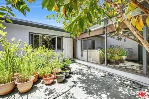 Exterior - 1610 E Carson St, Long Beach, CA 90807 photo 8 of 12