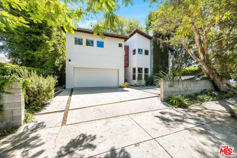 4504 Stern Ave, Sherman Oaks, CA 91423