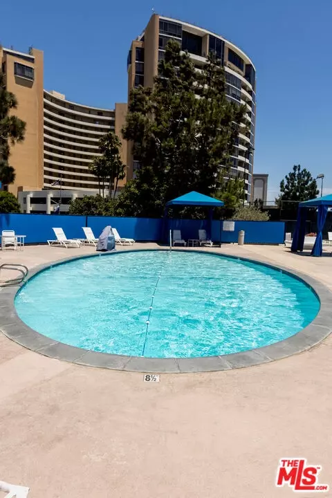 4265 Marina City Dr #311, Marina Del Rey, CA 90292