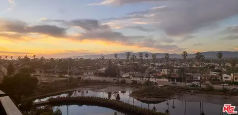 4265 Marina City Dr #311, Marina Del Rey, CA 90292