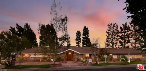 16172 Royal Oak Rd, Encino, CA 91436