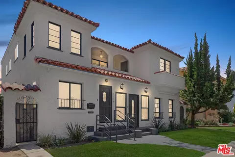3118 W 43rd Pl, Los Angeles, CA 90008