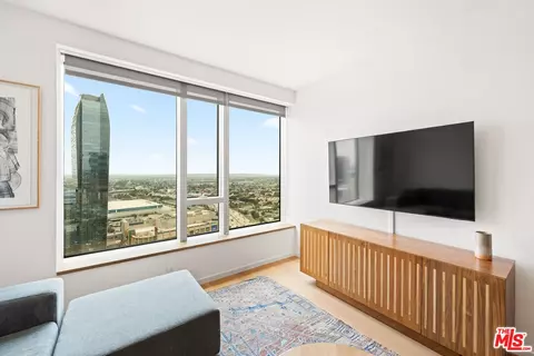 889 Francisco St #3401, Los Angeles, CA 90017