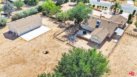 10609 8th Ave, Hesperia, CA 92345 photo 42