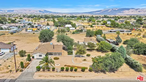 10609 8th Ave, Hesperia, CA 92345 photo 37