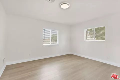 10609 8th Ave, Hesperia, CA 92345 photo 23
