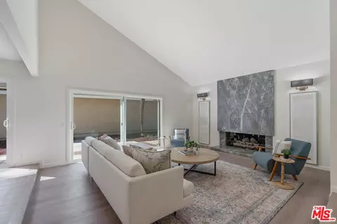 Living - 19 Rippling Strm, Irvine, CA 92603 photo 1 of 4
