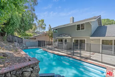 Exterior - 19 Rippling Strm, Irvine, CA 92603 photo 10 of 14