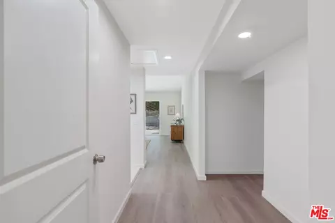 Entry Way - 19 Rippling Strm, Irvine, CA 92603 photo 6 of 7