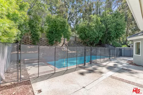 Exterior - 19 Rippling Strm, Irvine, CA 92603 photo 14 of 14