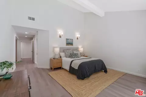 Bedroom - 19 Rippling Strm, Irvine, CA 92603 photo 2 of 10