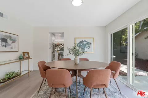 Dining - 19 Rippling Strm, Irvine, CA 92603 photo 1 of 4
