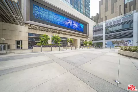 889 Francisco St #2610, Los Angeles, CA 90017