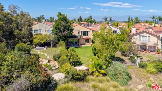 12626 Promontory Rd, Los Angeles, CA 90049