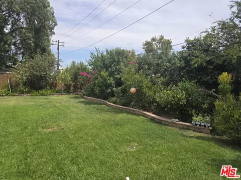 Exterior - 4242 Yukon Ave, Simi Valley, CA 93063 photo 11 of 11