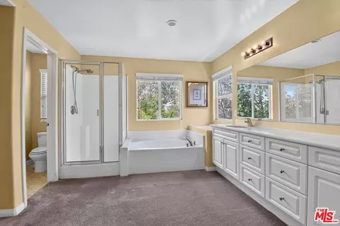 Bath - 14091 Post St, Eastvale, CA 92880 photo 2 of 3