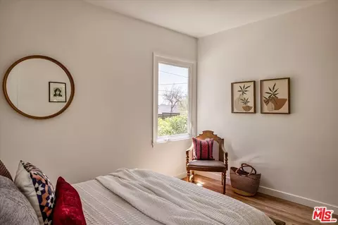 Bedroom - 1770 Coolidge Ave, Altadena, CA 91001 photo 2 of 4