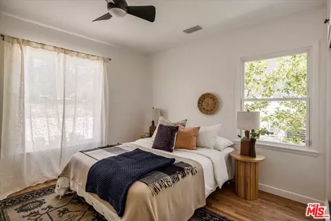 Bedroom - 1770 Coolidge Ave, Altadena, CA 91001 photo 3 of 4
