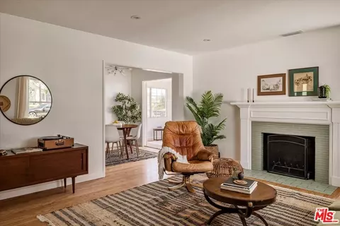 Living - 1770 Coolidge Ave, Altadena, CA 91001 photo 3 of 3