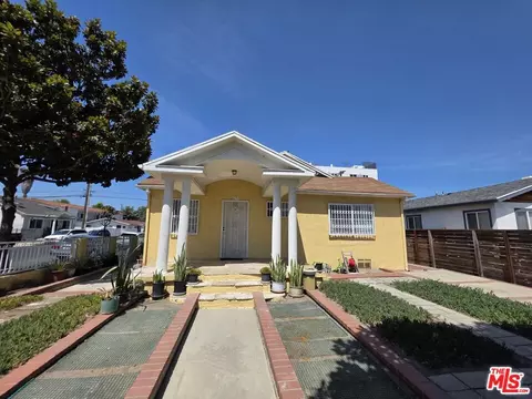 4239 S Hobart Blvd, Los Angeles, CA 90062