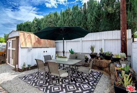 Exterior - 8030 Hesperia Ave, Reseda, CA 91335 photo 5 of 7