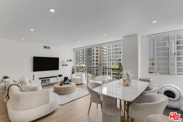 10747 Wilshire Blvd #902, Los Angeles, CA 90024