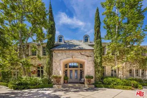12801 Chalon Rd, Los Angeles, CA 90049