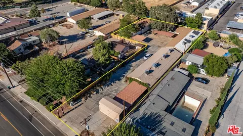 View/Area - 38110 10th St #E, Palmdale, CA 93550 photo 3 of 12