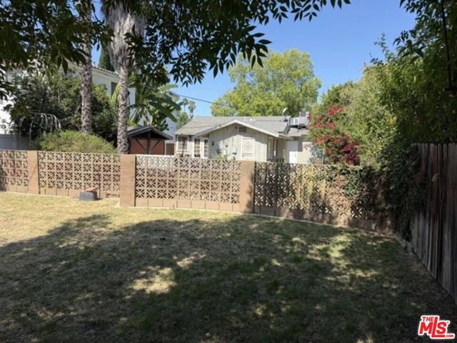 5136 Noble Ave, Los Angeles, CA 91403
