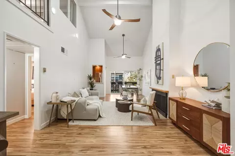 7306 Summertime Ln, Culver City, CA 90230