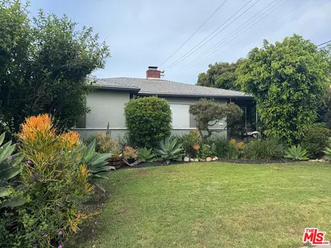 2210 24th St, Santa Monica, CA 90405