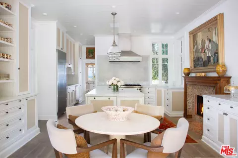 Kitchen - 1461 Edgecliff Ln, Montecito, CA 93108 photo 2 of 2