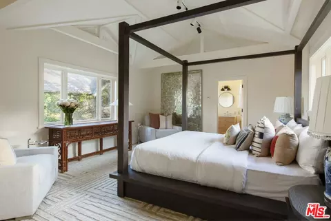 Bedroom - 1461 Edgecliff Ln, Montecito, CA 93108 photo 7 of 7