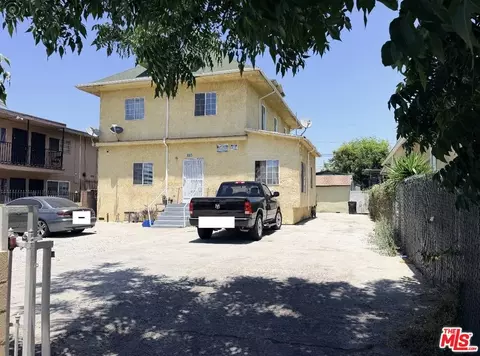 823 E Adams Blvd, Los Angeles, CA 90011