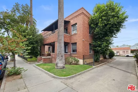 Other - 239 E Villa St, Pasadena, CA 91101 photo 2 of 4