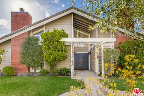 1322 Avenida De Cortez, Pacific Palisades, CA 90272