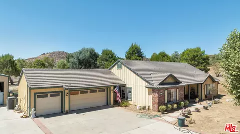 11734 Chisholm Ct, Agua Dulce, CA 91390