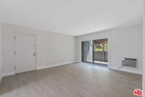 Living - 64 Eagle Pt #34, Irvine, CA 92604 photo 1 of 4
