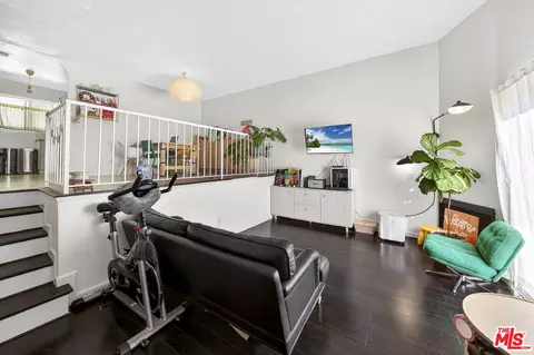 9034 Willis Ave #14, Panorama City, CA 91402
